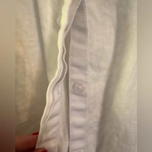 Athleta Women’s White Linen Button Down - Picture 3 of 3